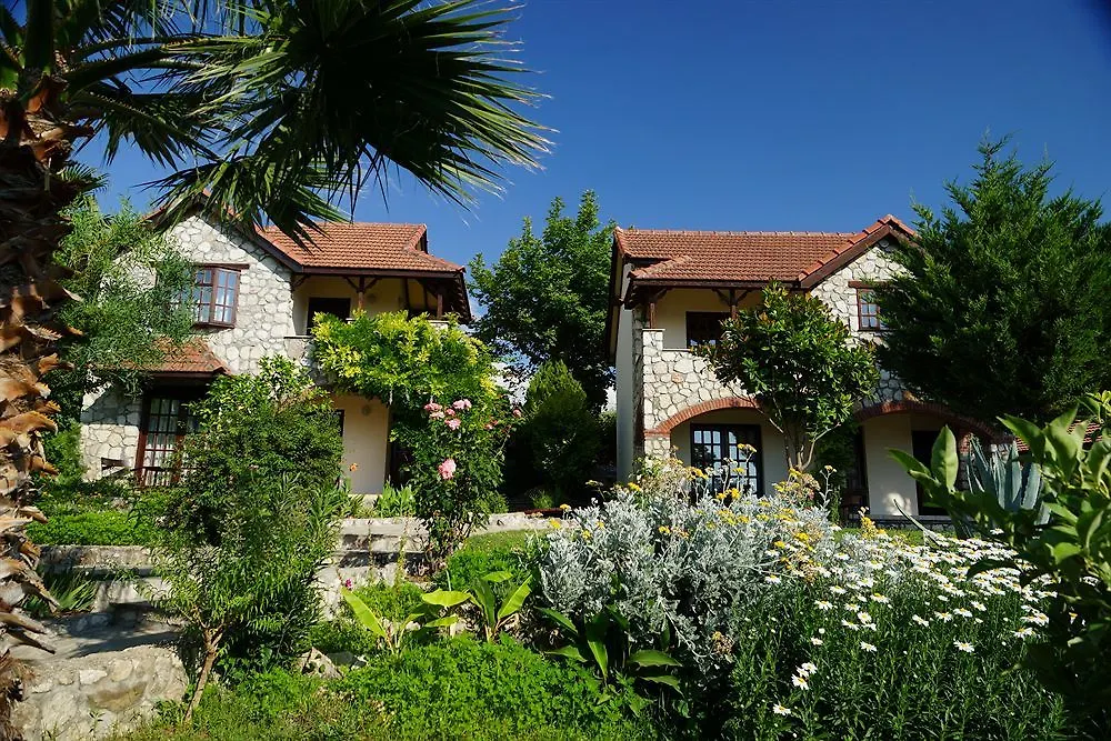 בית הארחה Doger Koyu Mountain Lodge Hotel
